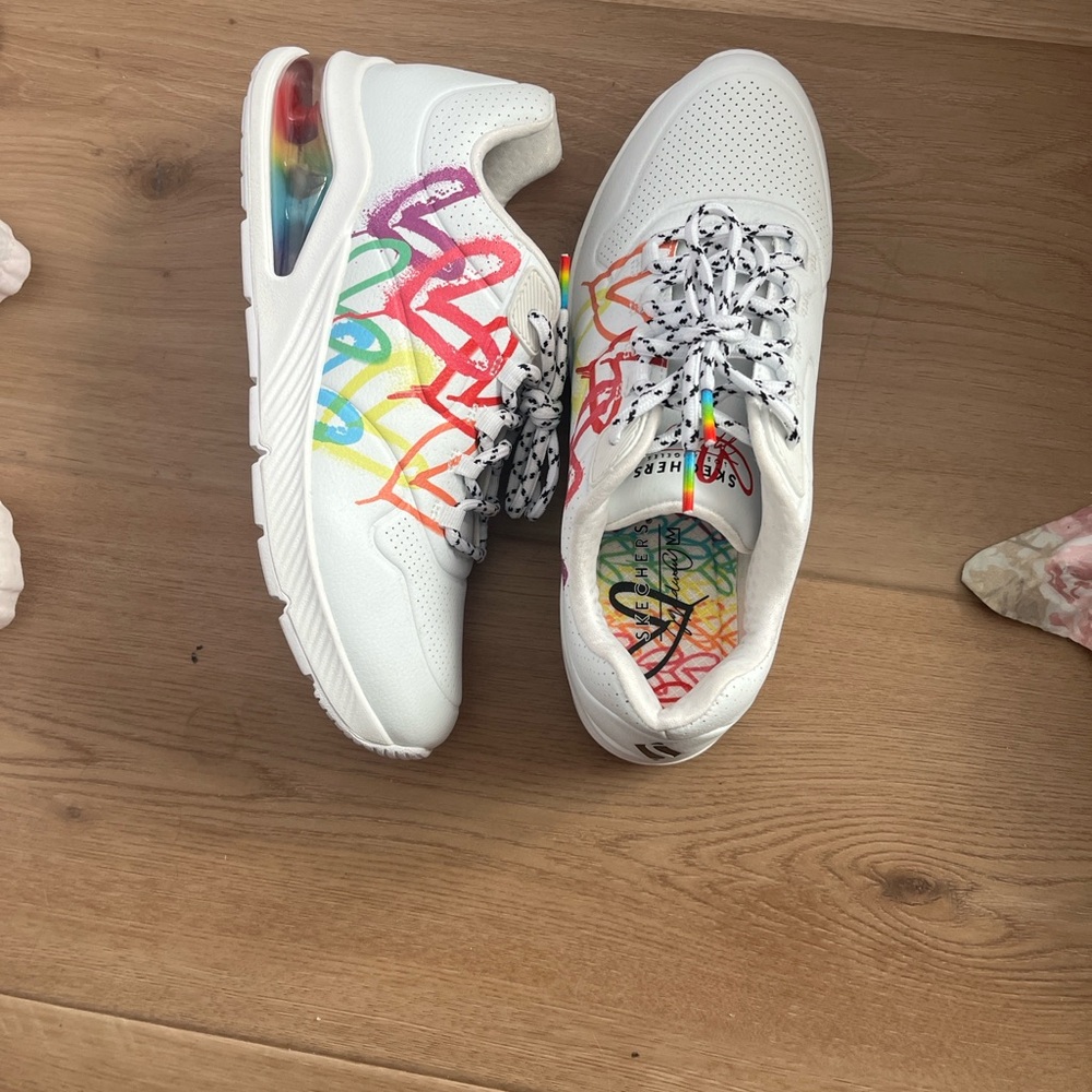 Skechers Multicolor Graffiti Sneakers